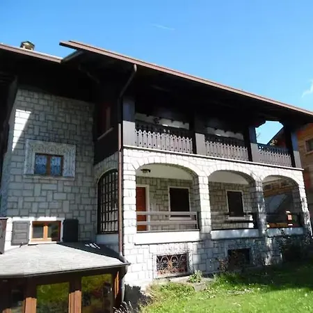 Trilocale Zona Funivie A Апартаменты *